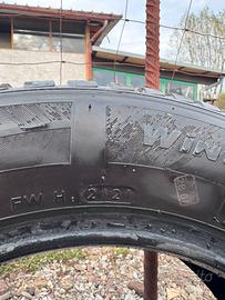 4 Pneumatici Invernali Hankook 185/65 R15