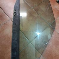 VETRI LATERALI PEUGEOT 106 O CITROEN SAXO 3 PORTE