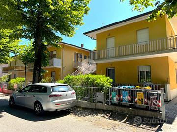 2 LOCALI A CESENATICO