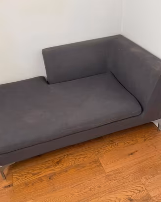 Divano chaise longue grigio scuro di Divani Design