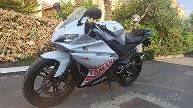Yamaha yzf r125