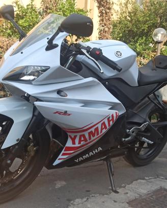 Yamaha yzf r125