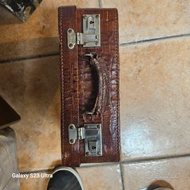 valigetta in coccodrillo 