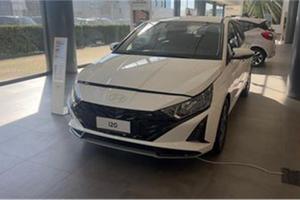 HYUNDAI i20 3ª serie 1.0 T-GDI Connectline