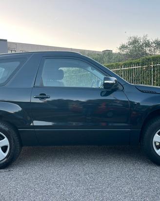 Suzuki Grand Vitara 1.6 16V 3P 40.000 KM