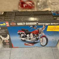 Modellino Harley Davidson Softail Springer 1:8