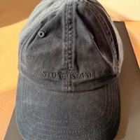 Cappello Stone Island