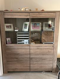 Mobile con vetrina Mondo Convenienza