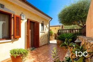 Elegante villetta caposchiera