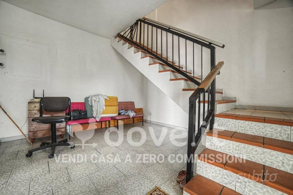 Villa di 308 m² con 5 locali e box auto a Ravenna