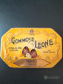 Scatola di latta vintage gommose leone 