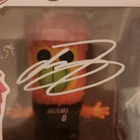 Funko Pop Burnie autografato Lebron James con COA 