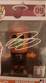 Funko Pop Burnie autografato Lebron James con COA 