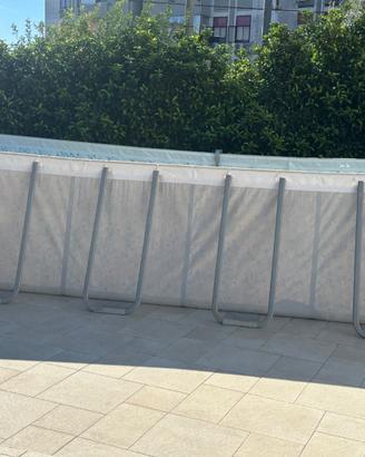 Piscina fuori terrA