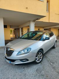 Lancia Delta 1.6 multijet  16 V 105 CV