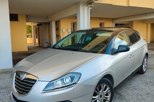 Lancia Delta 1.6 multijet  16 V 105 CV