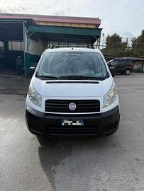 Furgoncino fiat scudo. (Vedere descrizione)