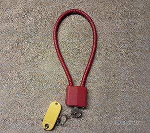 Lucchetto blocco utilizzo pistole/fucili