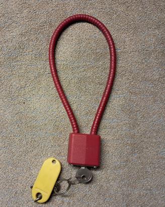 Lucchetto blocco utilizzo pistole/fucili