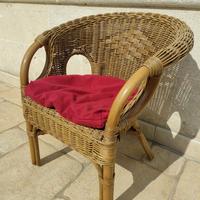 Poltroncina in rattan per bambini nuova