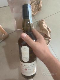Lagavulin 8 anni whisky