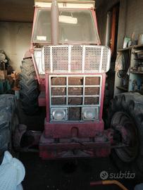 Trattore INTERNATIONAL