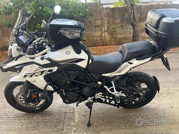 Benelli TRK 502X