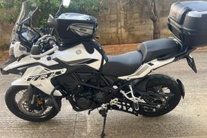 Benelli TRK 502X