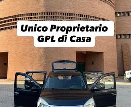Dacia Sandero 1.4 8V GPL Lauréate