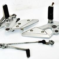 Yamaha FZ6 Fazer S1 S2 04 11 pedane pilota