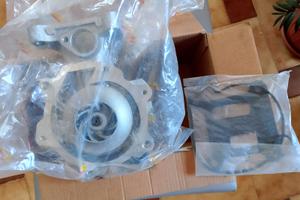 Pompa acqua completa Jaguar X Type 2.0 D nuova