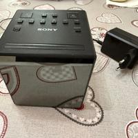 Radiosveglia Sony ICF-C1PJ con proiettore ora