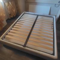 Letto matrimoniale contenitore con rete 