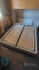 Letto matrimoniale contenitore con rete 