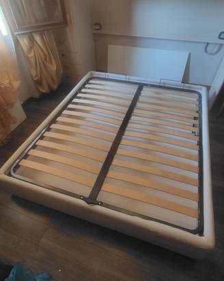 Letto matrimoniale contenitore con rete 