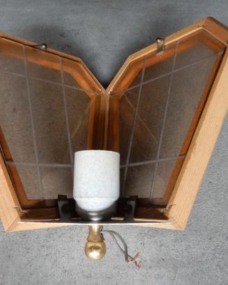 Lampada aplique in legno