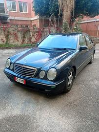 Mercedes Classe E (W/S210)