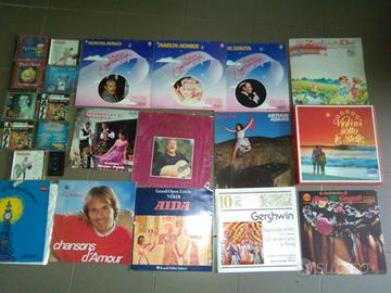 Lotto 60 Dischi vinile vari formati ed autori