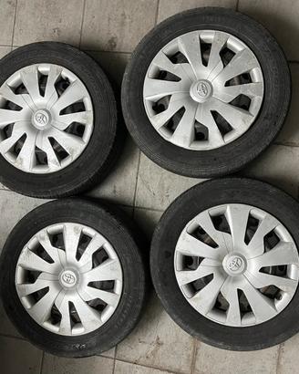 Gomme e cerchi Toyota Yaris 15’’