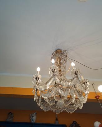 lampadario in vetro veneziano