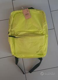 Zaino rainsack con impermeabile integrato Carpisa