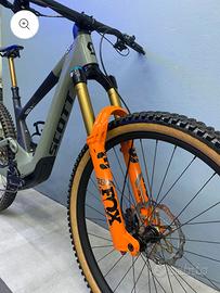 Scott voltage 910 +upgrade M