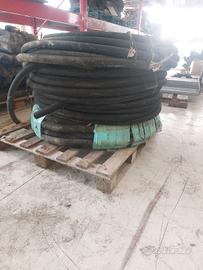 tubo flessibile manuli