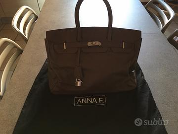 Borsa in pelle Anna F.