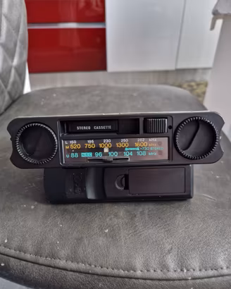 Autoradio epoca autovox FM lettore cassette anni70
