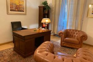 Stanza ampia ai parioli