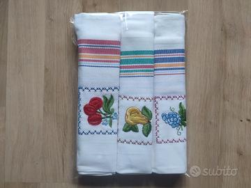 Set 3 canovacci strofinacci asciugapiatti nuovi 