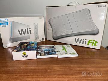 Nintendo Wii + WiiFit BalanceBoard + giochi