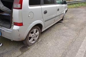 OPEL Meriva 1ª serie - 2004