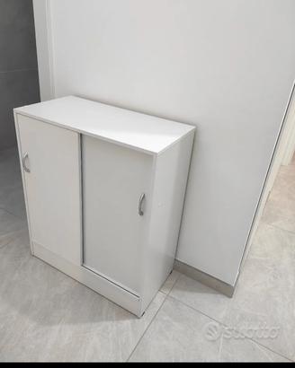 Mobiletto bianco per lavanderia/ ripostiglio